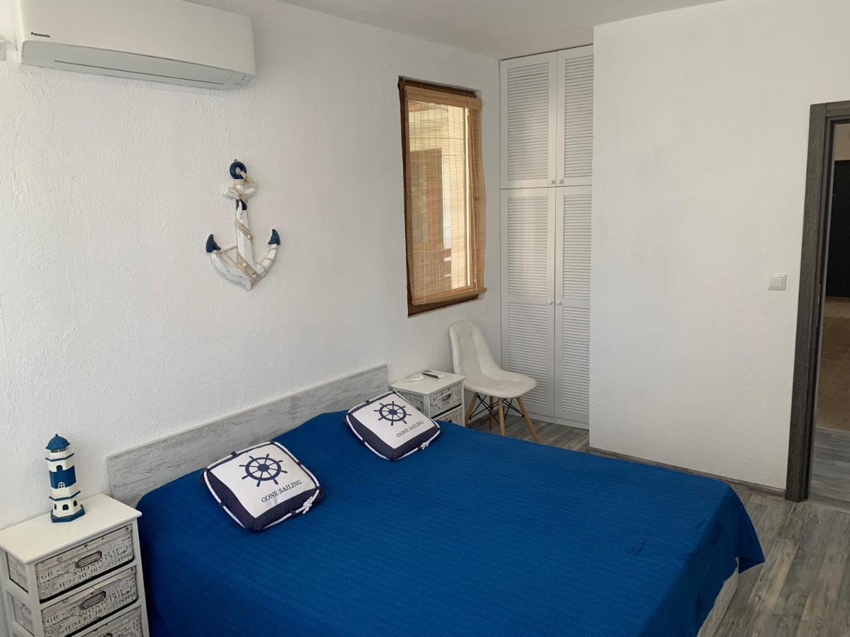 Oasis By The Sea Apartment Primorsko Exterior photo